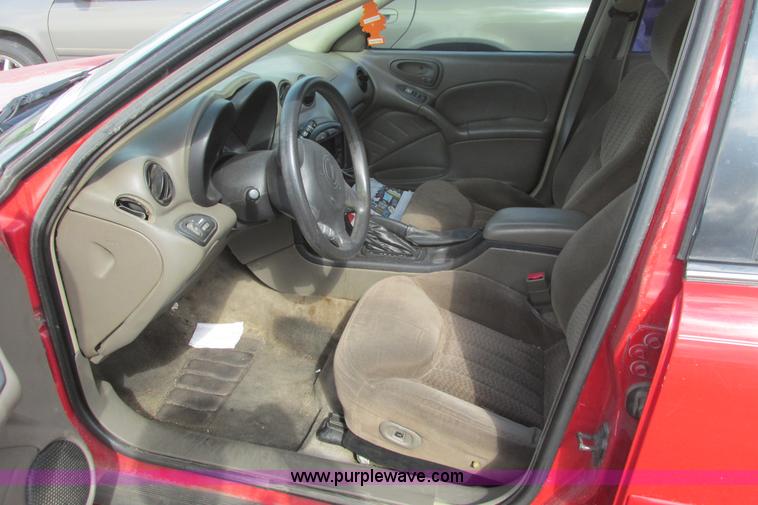 image for item I9705 2001 Pontiac Grand AM SE1