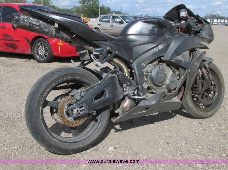 image for item I9706 2008 Honda CRB MC600 motorcycle