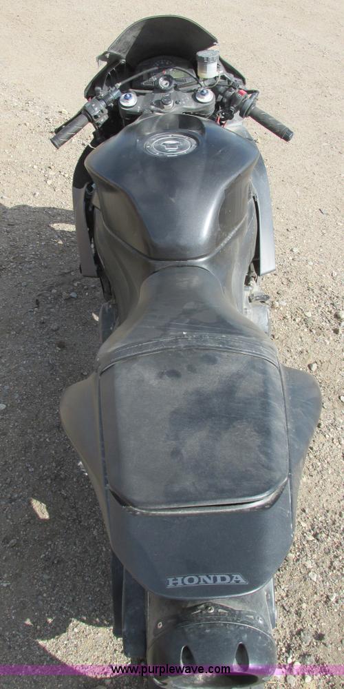 image for item I9706 2008 Honda CRB MC600 motorcycle