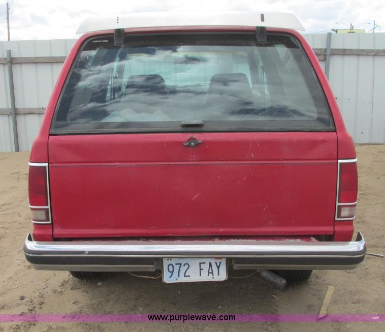 image for item I9707 1987 Chevrolet S10 SUV
