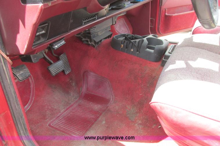 image for item I9707 1987 Chevrolet S10 SUV