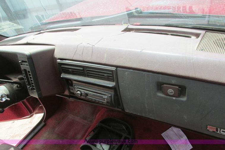 image for item I9707 1987 Chevrolet S10 SUV
