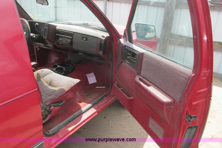 image for item I9707 1987 Chevrolet S10 SUV