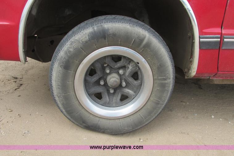 image for item I9707 1987 Chevrolet S10 SUV