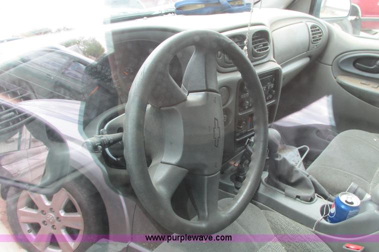 image for item I9709 2002 Chevrolet Trailblazer LTZ SUV