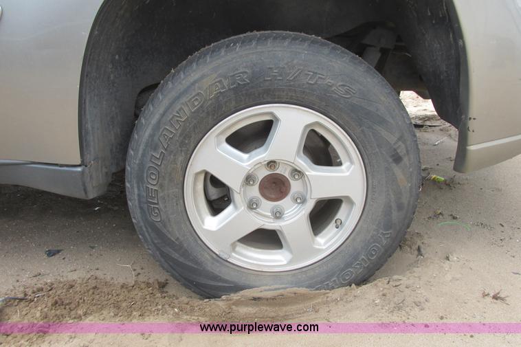 image for item I9709 2002 Chevrolet Trailblazer LTZ SUV