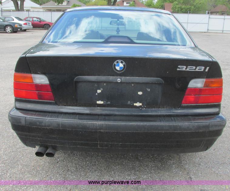image for item I9711 1996 BMW 328i