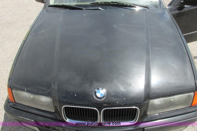 image for item I9711 1996 BMW 328i