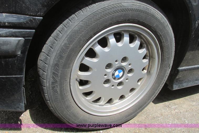 image for item I9711 1996 BMW 328i