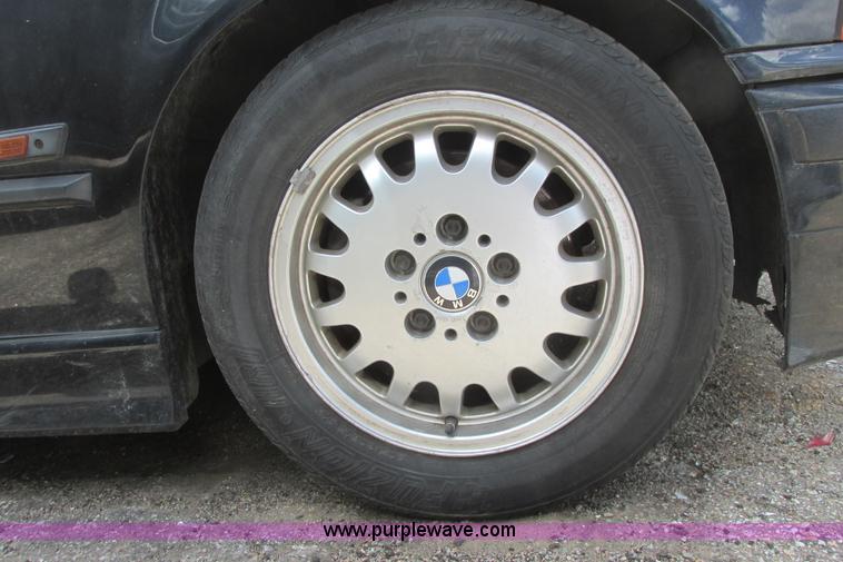 image for item I9711 1996 BMW 328i