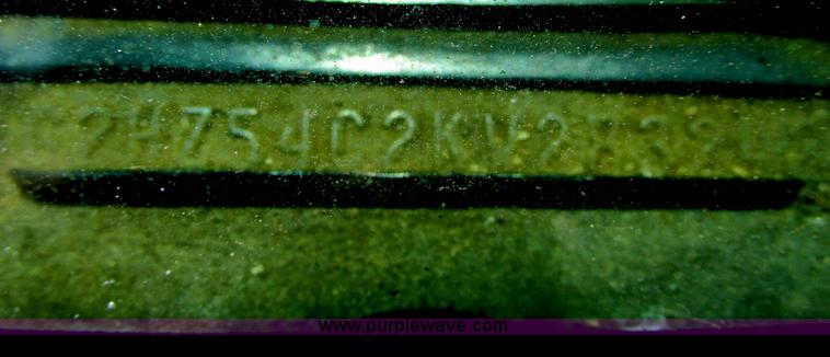 image for item I9712 1989 Pontiac Bonneville SE