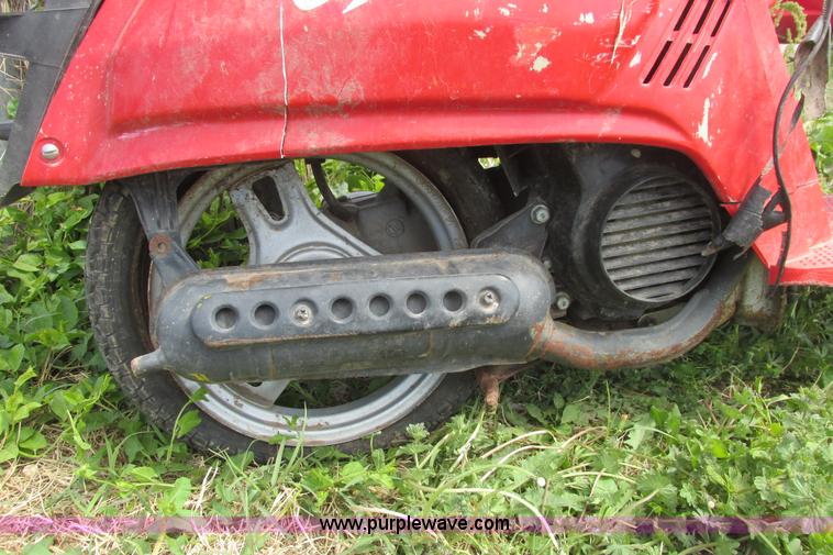 image for item I9713 1985 Honda Spree NQ50 scooter