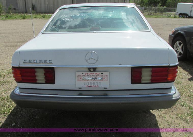 image for item I9714 1988 Mercedes Benz 560 SEC