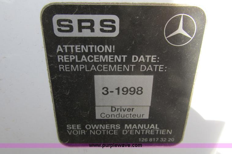 image for item I9714 1988 Mercedes Benz 560 SEC