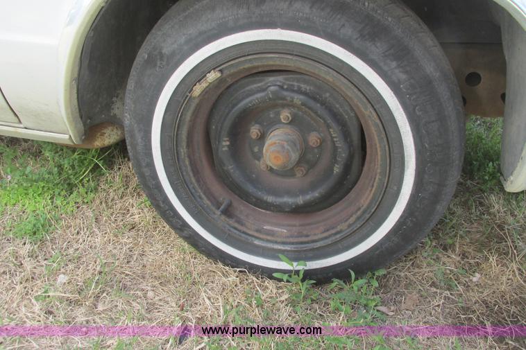 image for item I9715 1981 Chevrolet Malibu Classic