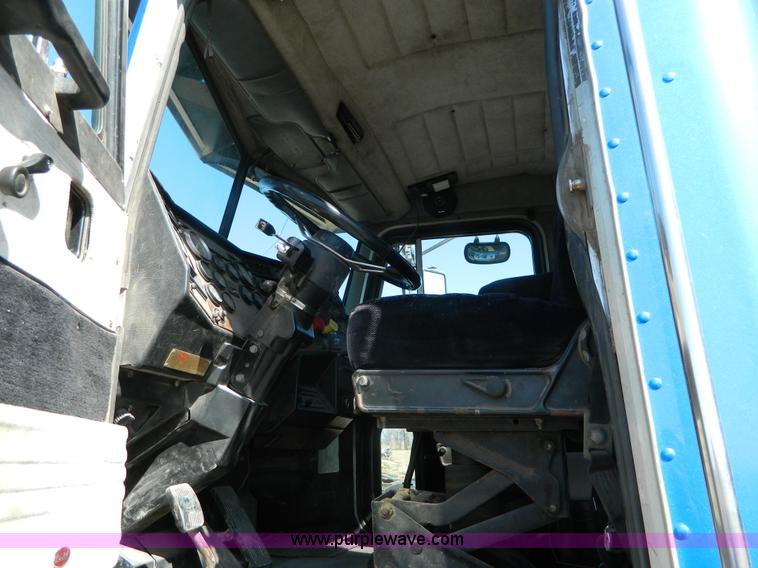 image for item AD9848 1994 Peterbilt 378 semi truck