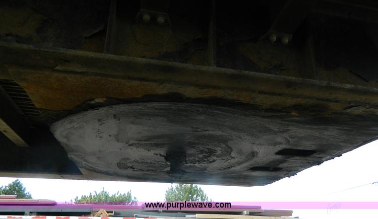 image for item AD9850 2002 Transcraft Eagle Super Beam flatbed trailer