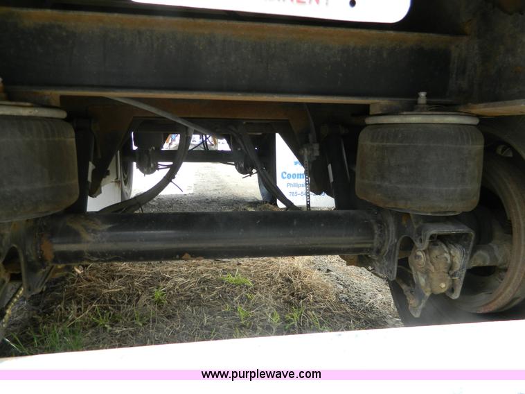 image for item AD9850 2002 Transcraft Eagle Super Beam flatbed trailer