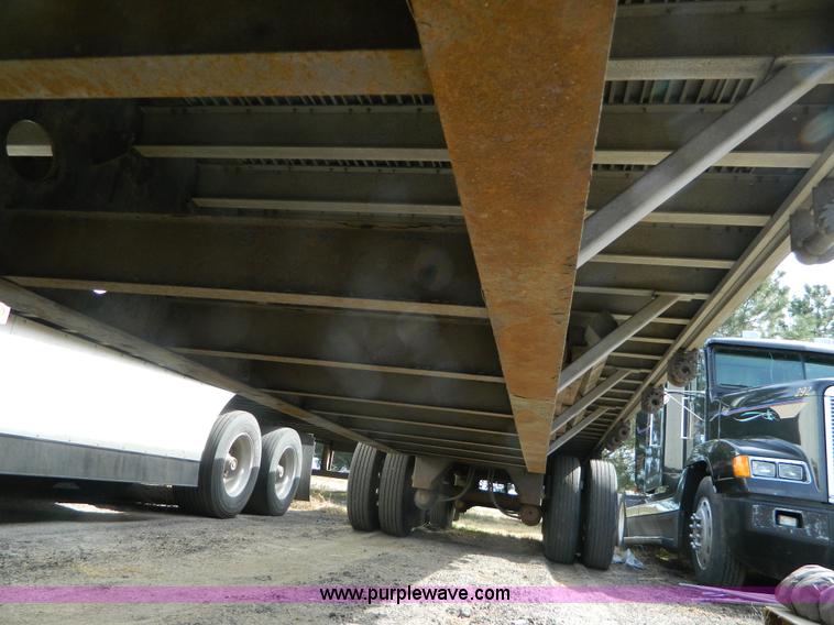 image for item AD9850 2002 Transcraft Eagle Super Beam flatbed trailer