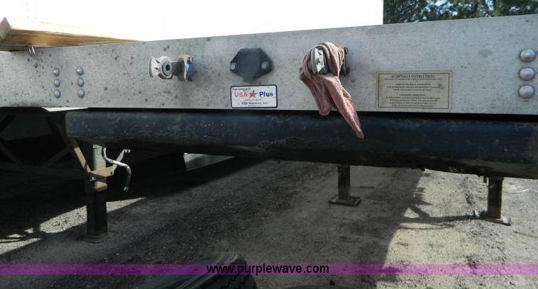 image for item AD9850 2002 Transcraft Eagle Super Beam flatbed trailer