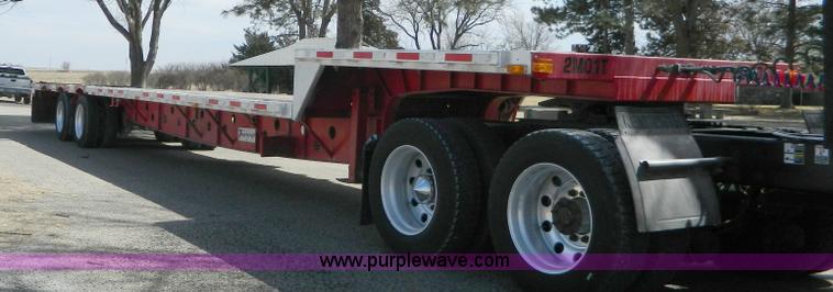 image for item AQ9498 2006 Transcraft DTL-2100 RS2 52' drop deck sliding spread axle trailer