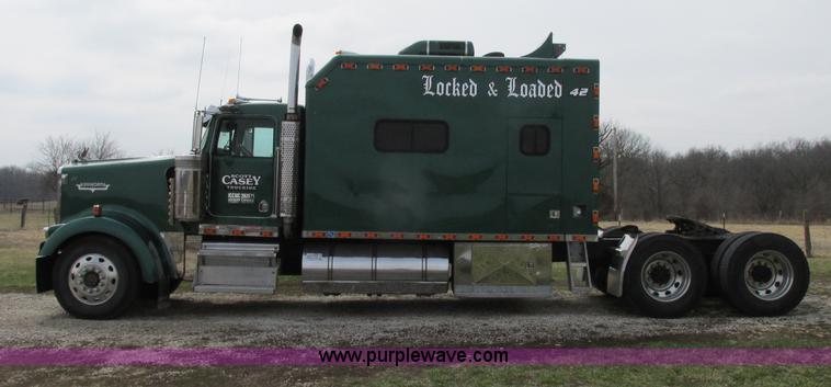 image for item F4871 1997 Kenworth W900 semi truck