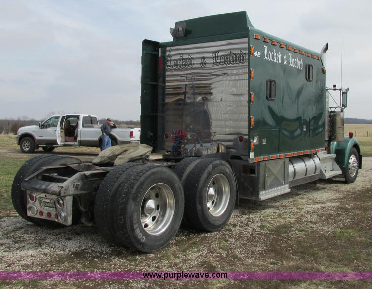 image for item F4871 1997 Kenworth W900 semi truck