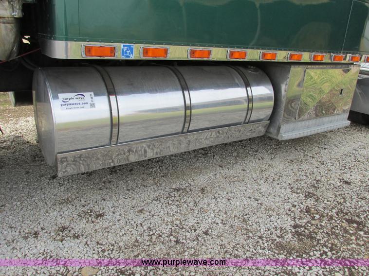 image for item F4871 1997 Kenworth W900 semi truck