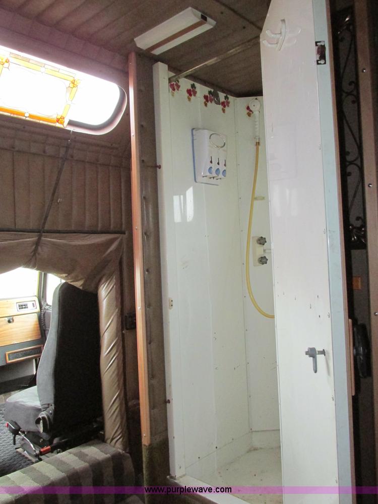 image for item F4871 1997 Kenworth W900 semi truck