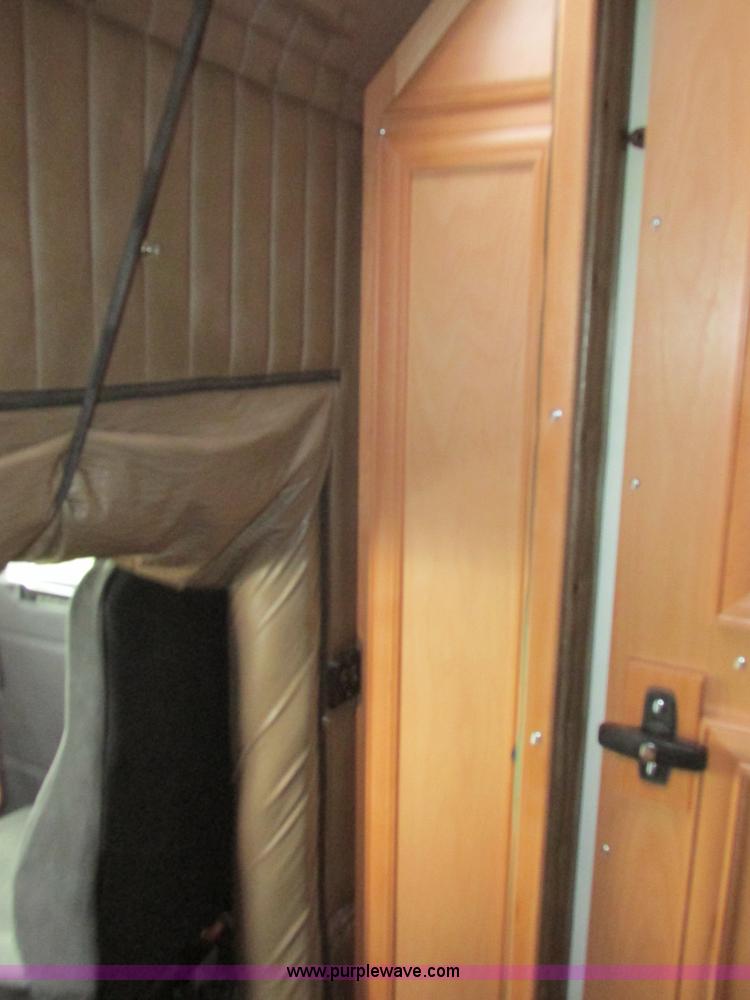 image for item F4871 1997 Kenworth W900 semi truck