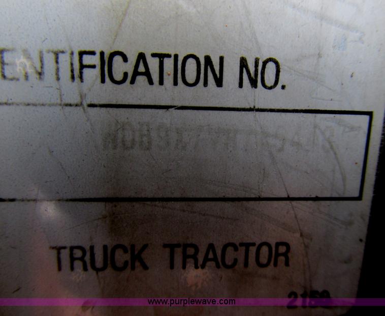 image for item F4871 1997 Kenworth W900 semi truck