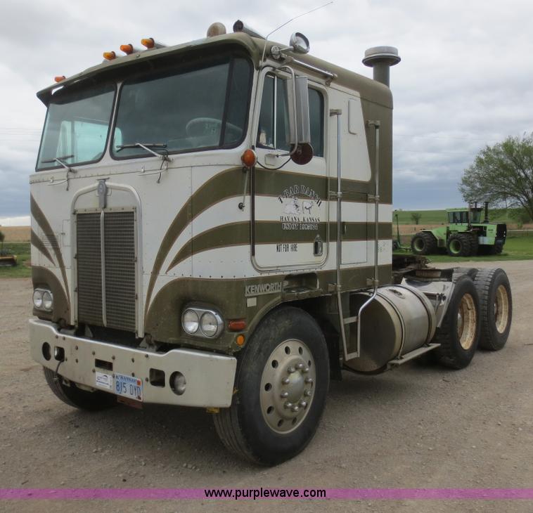 image for item F6916 1977 Kenworth K100C semi truck