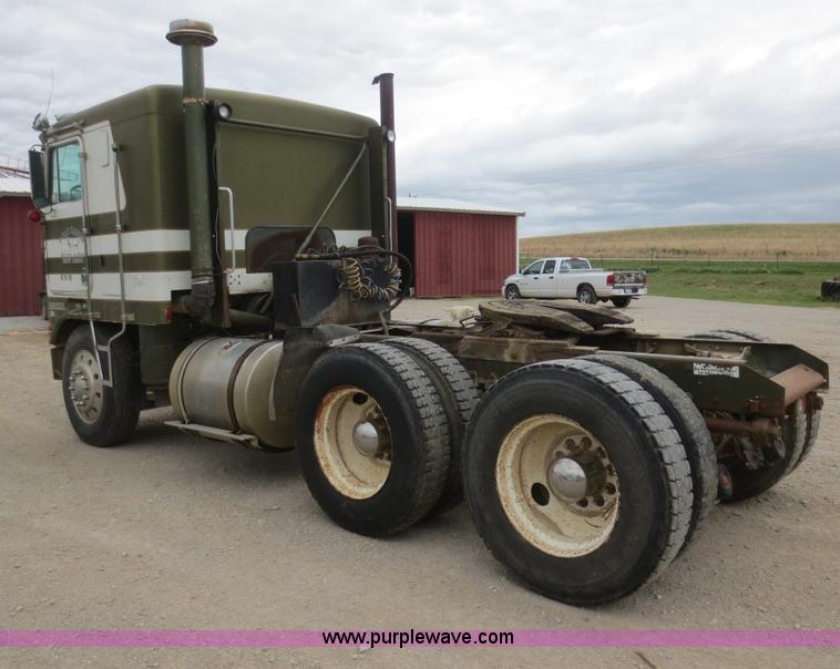 image for item F6916 1977 Kenworth K100C semi truck