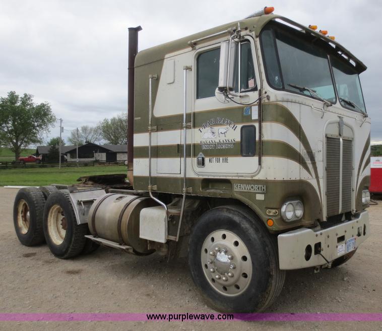 image for item F6916 1977 Kenworth K100C semi truck
