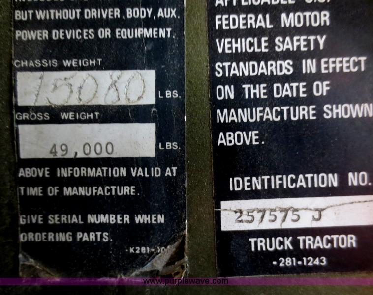 image for item F6916 1977 Kenworth K100C semi truck