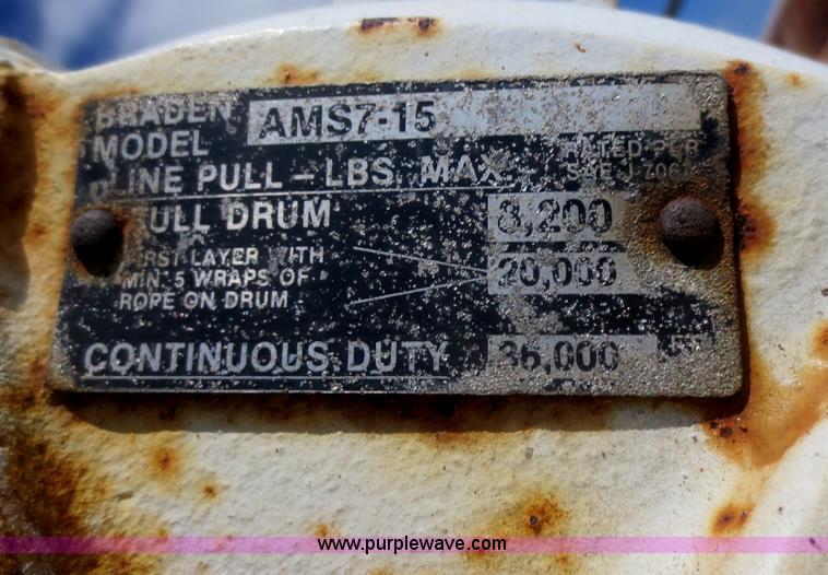 image for item F8229 1986 Freightliner FLC-64T wrecker truck