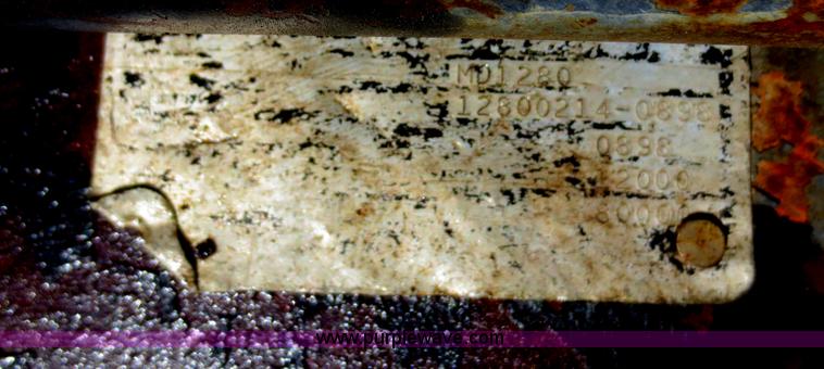 image for item F8229 1986 Freightliner FLC-64T wrecker truck