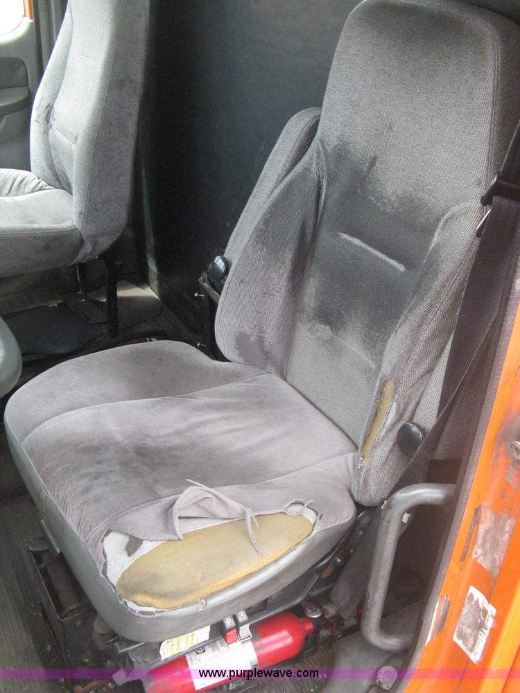 image for item G8291 1999 Freightliner Century Class semi truck