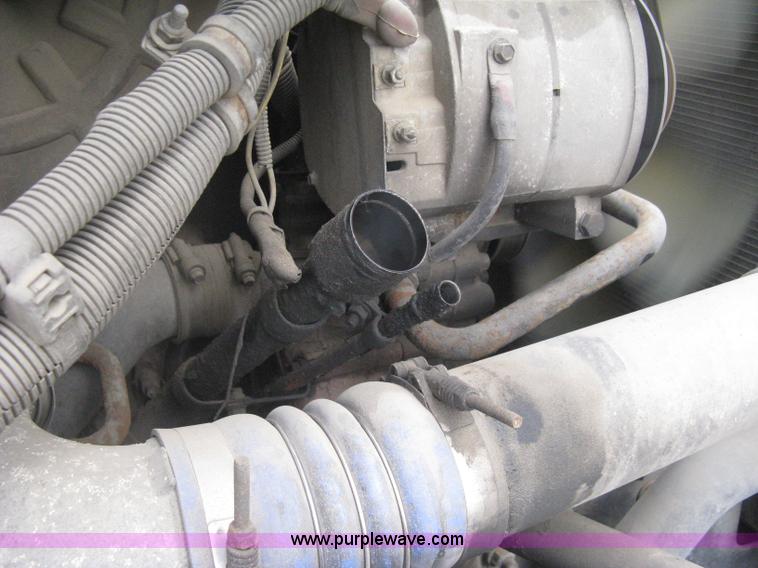 image for item G8291 1999 Freightliner Century Class semi truck