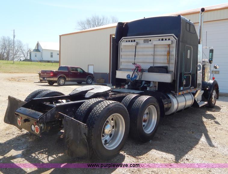 image for item H3459 1999 Kenworth W900 semi truck