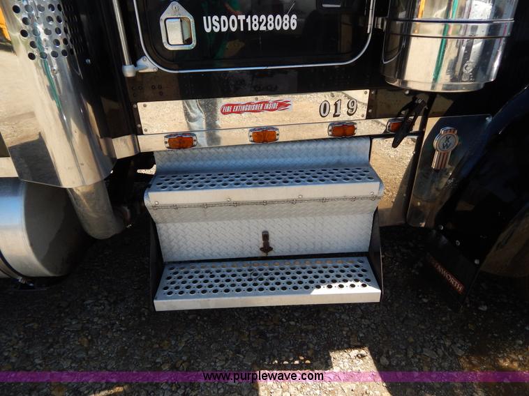 image for item H3459 1999 Kenworth W900 semi truck