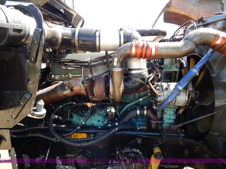 image for item H3459 1999 Kenworth W900 semi truck