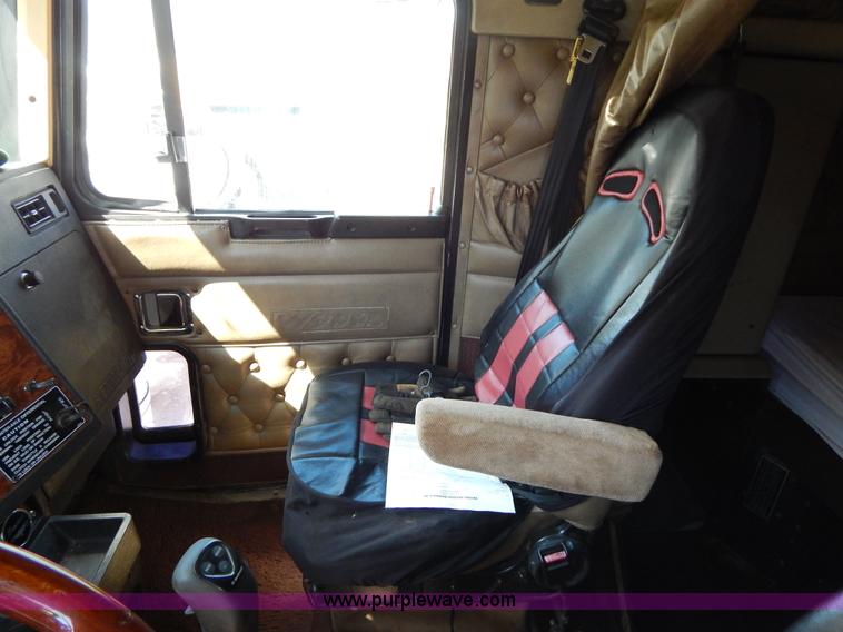 image for item H3459 1999 Kenworth W900 semi truck