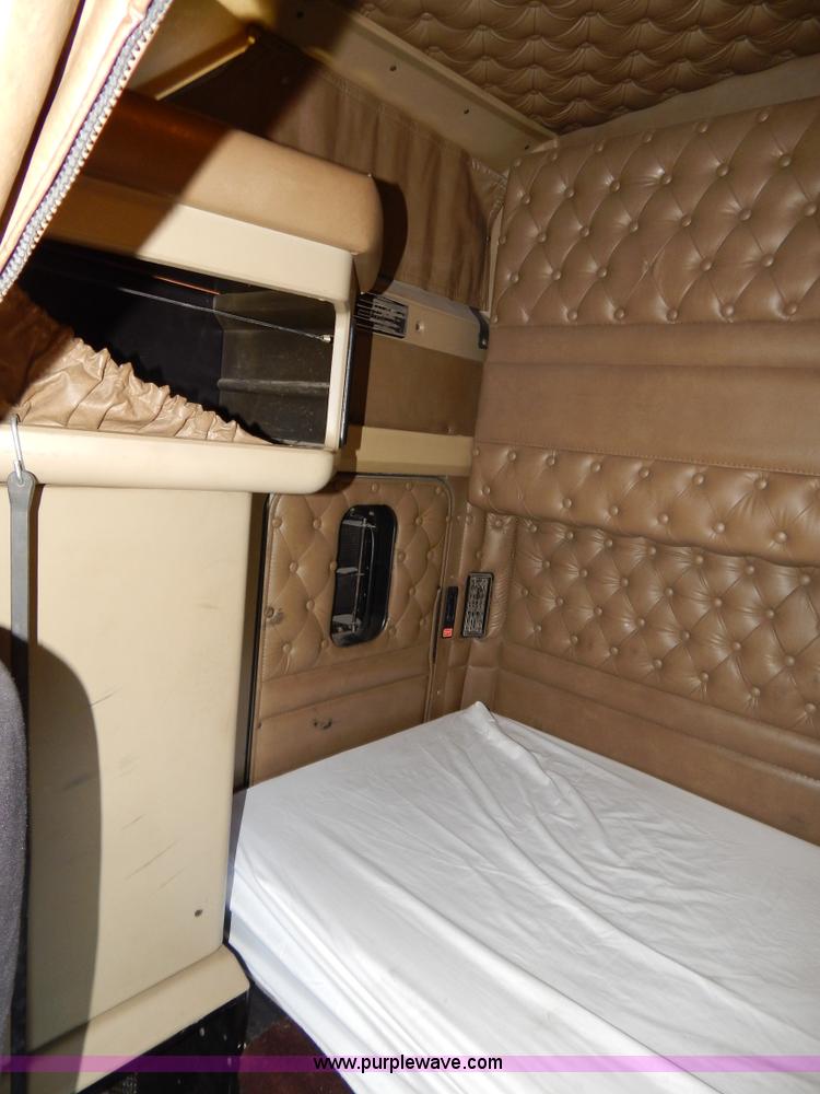 image for item H3459 1999 Kenworth W900 semi truck