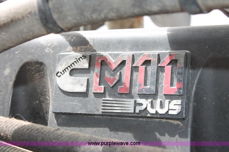 image for item H5683 2000 Peterbilt 379 semi truck