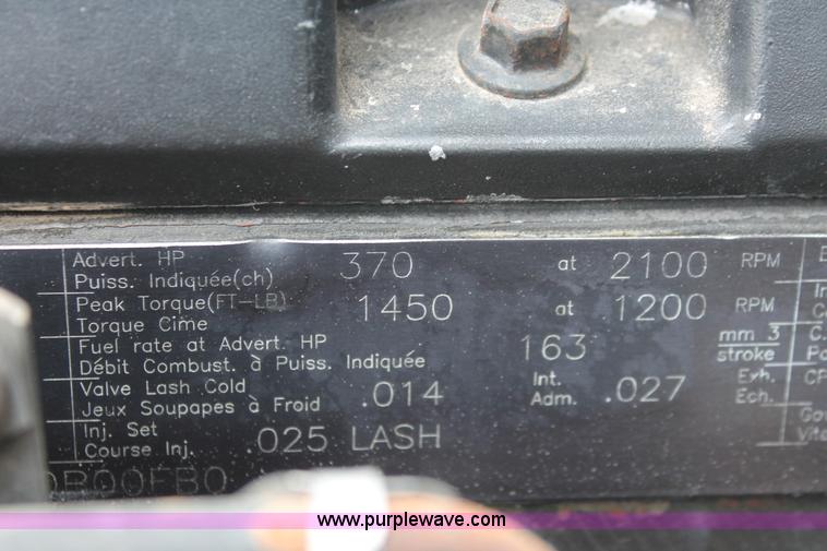 image for item H5683 2000 Peterbilt 379 semi truck