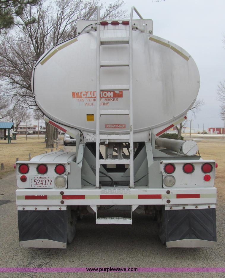 image for item I7149 1982 Fruehauf aluminum tanker trailer
