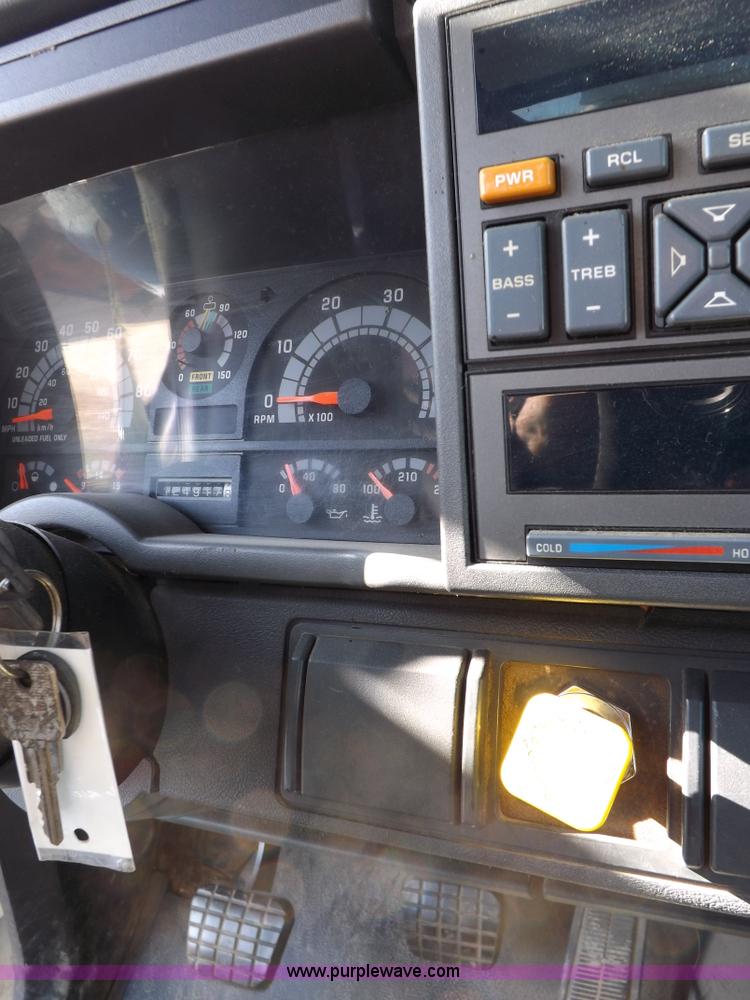 image for item I7588 1996 Chevrolet Kodiak fuel truck