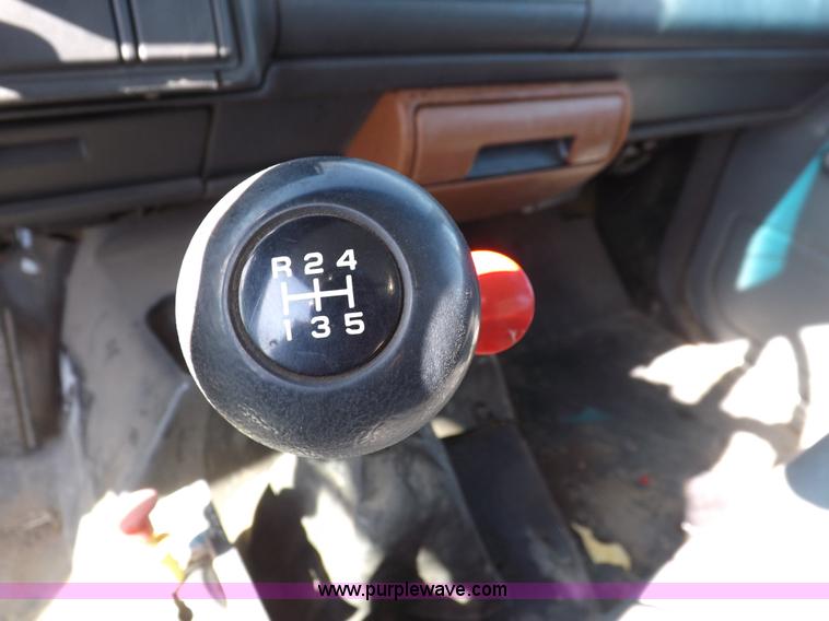 image for item I7588 1996 Chevrolet Kodiak fuel truck