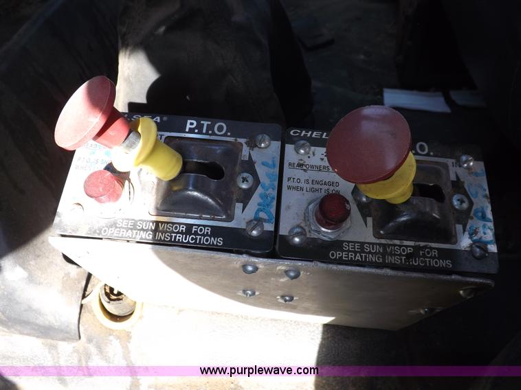 image for item I7588 1996 Chevrolet Kodiak fuel truck